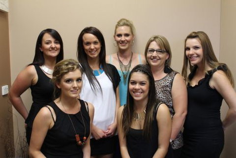 Stunners Hair & Beauty - Melbourne Hairdresser 0