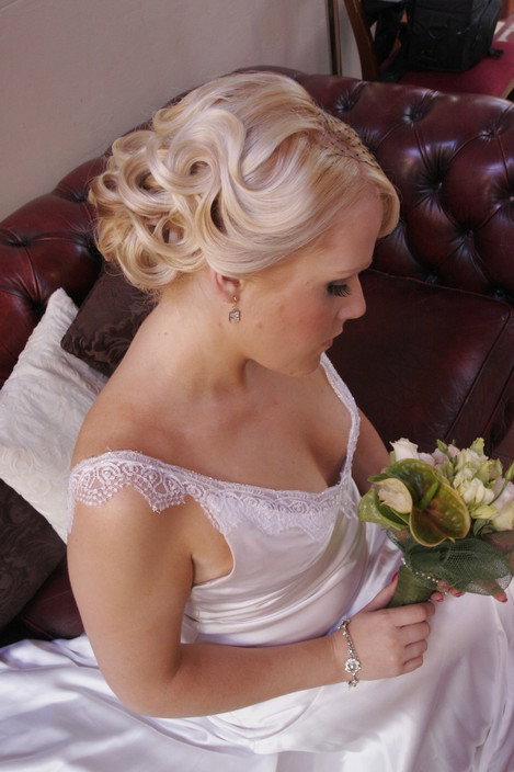 That Blonde Chick - Melbourne Hairdresser 6