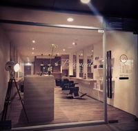 BRAVADO HAIRCUTTERS HAMPTON - Melbourne Hairdresser
