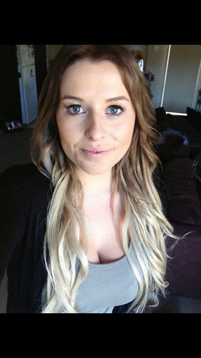 Arielle's Absolute Hair And Beauty - Melbourne Hairdresser 4